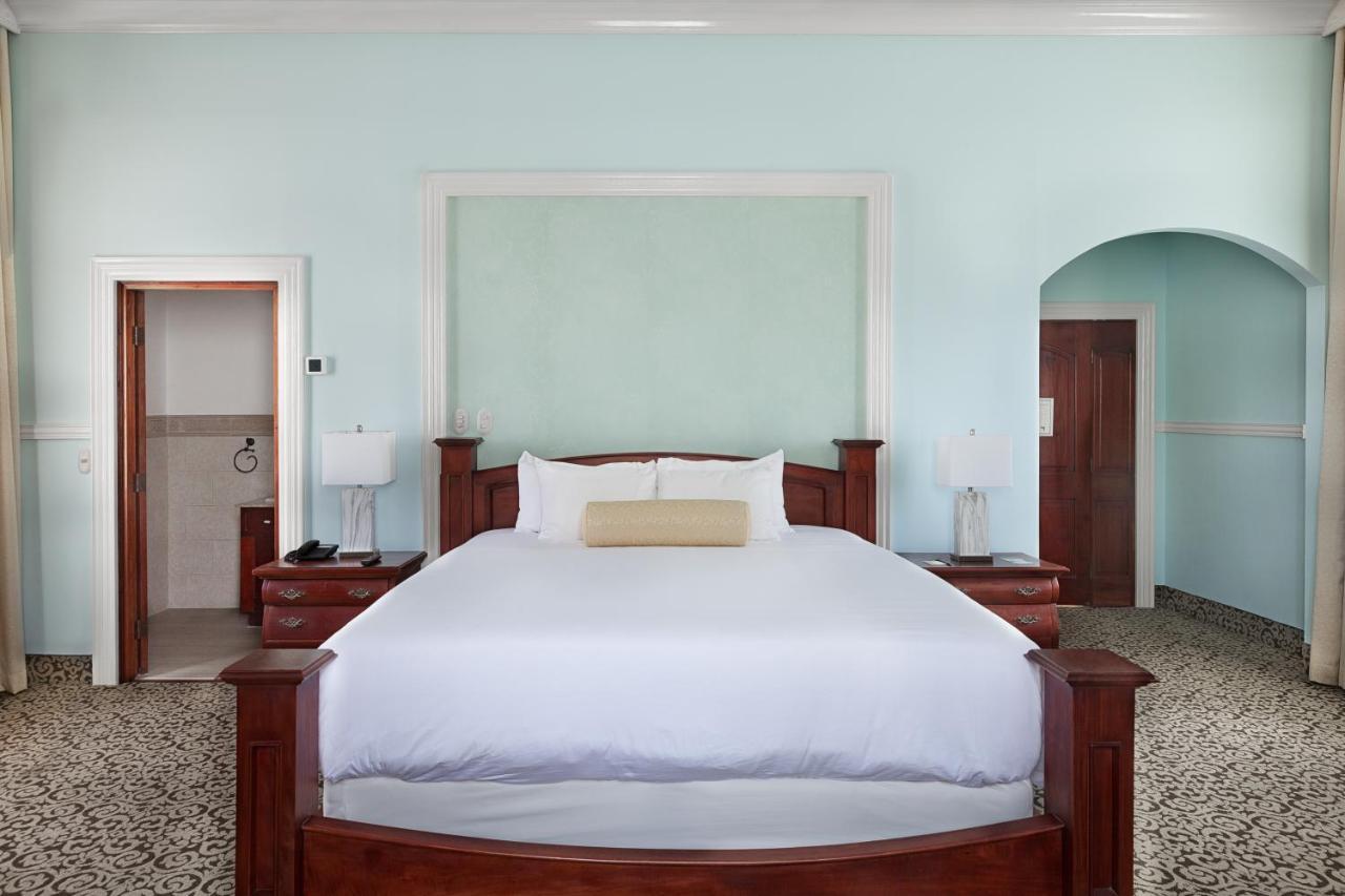 Hotel La Perla León Kültér fotó