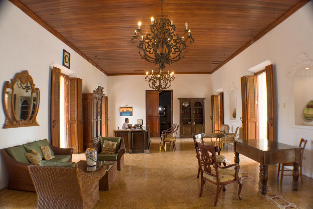 Hotel La Perla León Kültér fotó