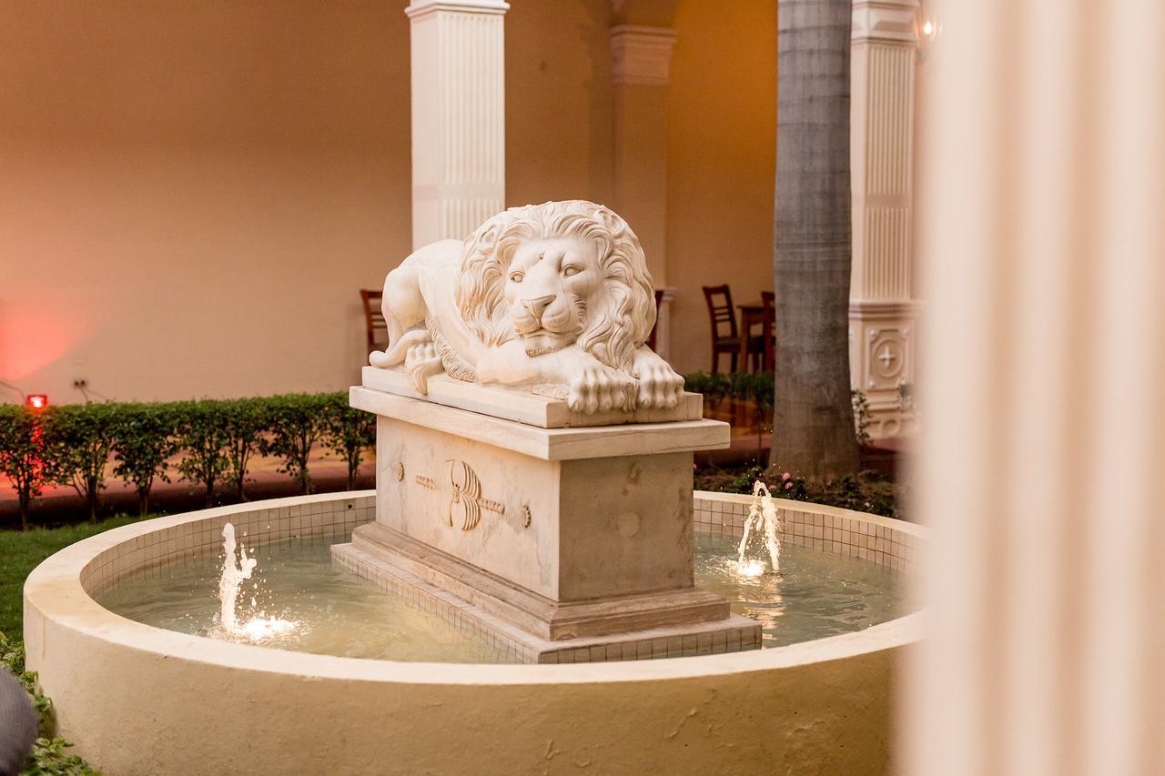 Hotel La Perla León Kültér fotó